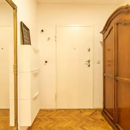Pula City Accomodation Lägenhet *