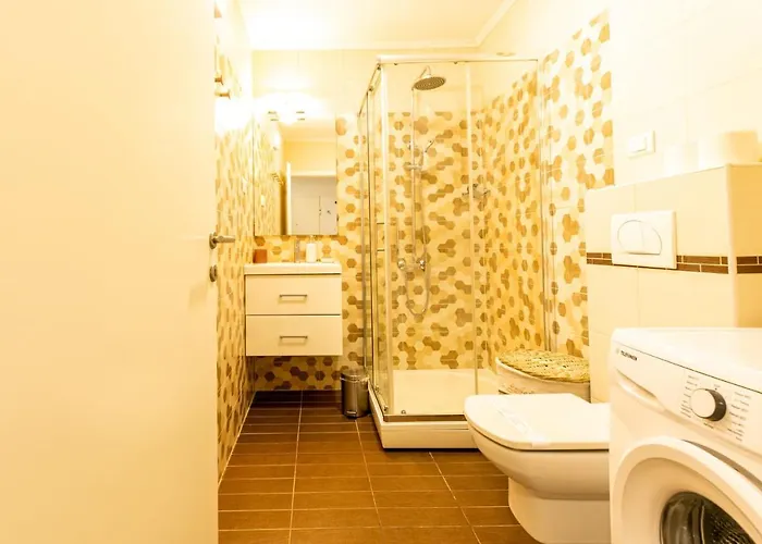 Daire Pula City Accomodation *